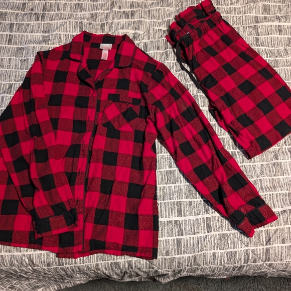 Matching Pj's - Picture 2 of 7